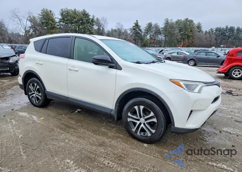 2018 Toyota Rav4 Le z USA, uszkodzony, nr VIN JTMBFREV0HJ711428